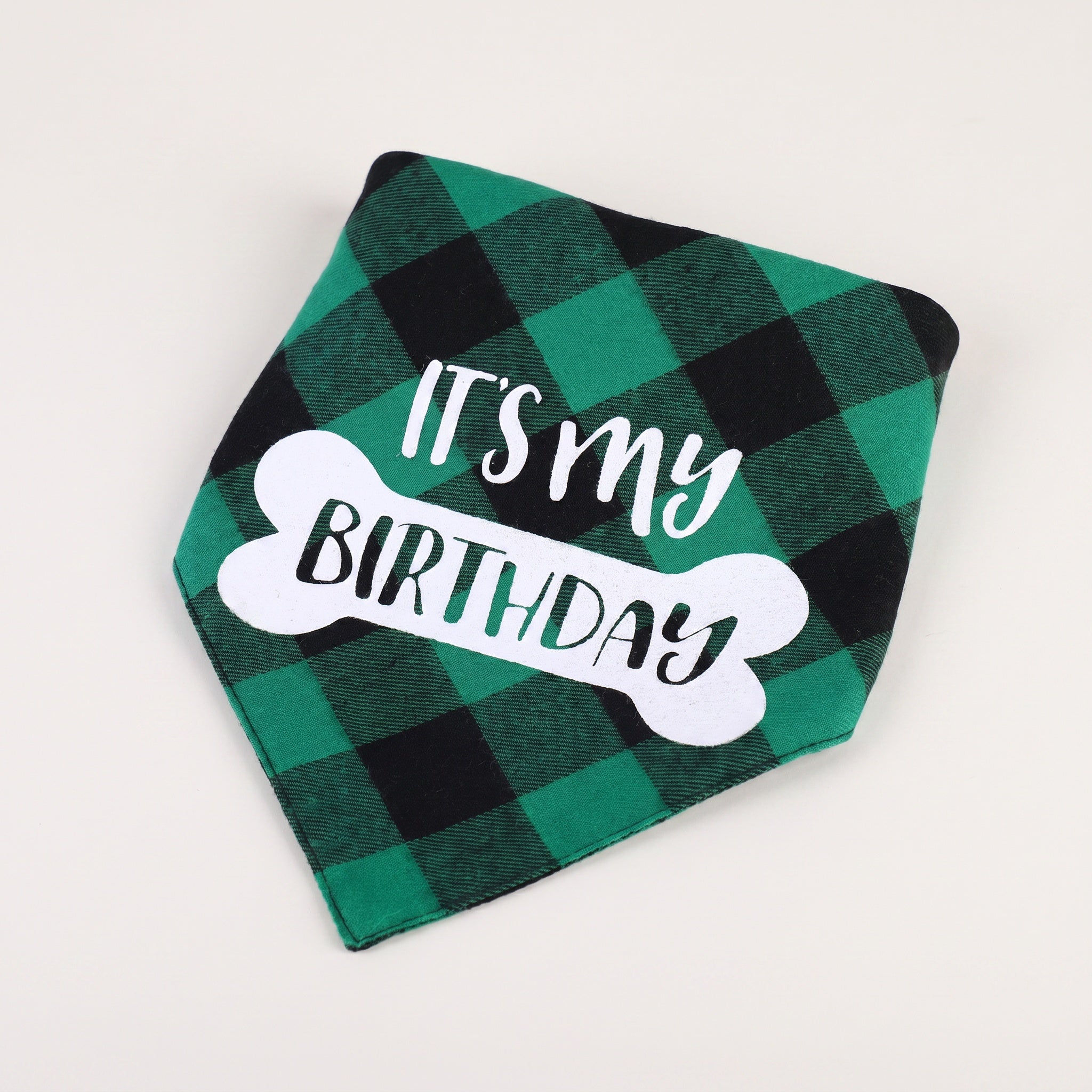 Bandana anniversaire pour chien