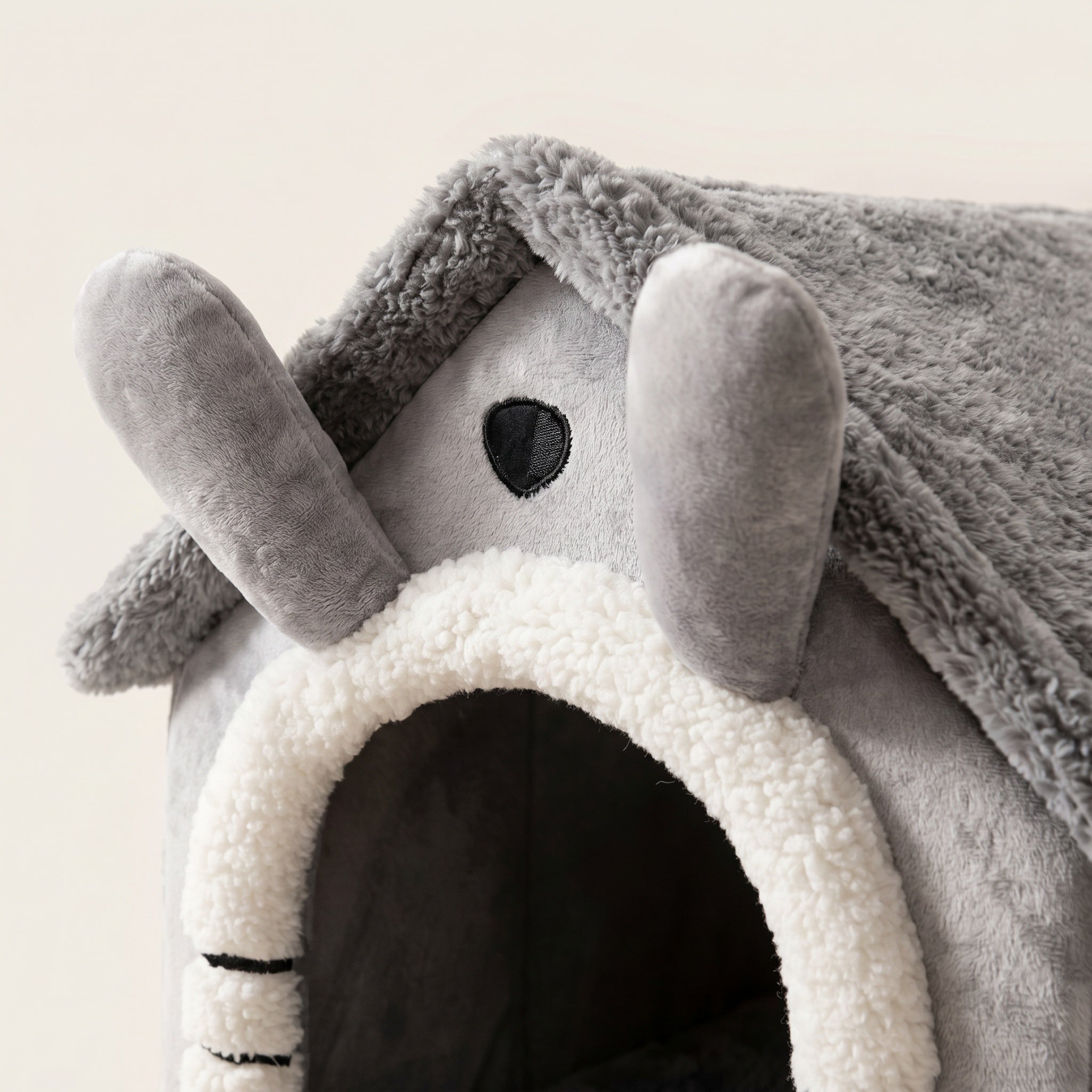 Niche pour chien en peluche grise