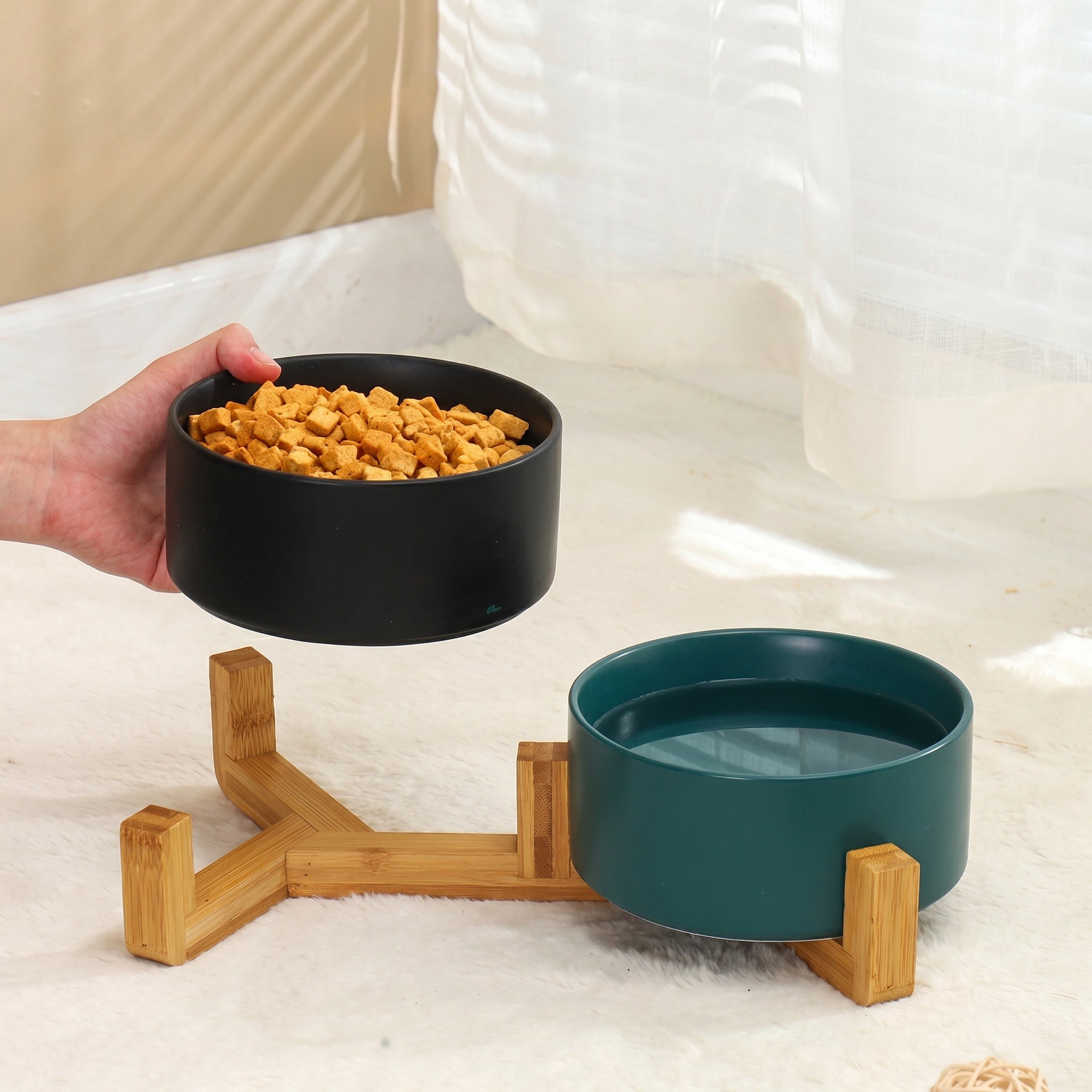 Gamelle surélevée en bois pour chien