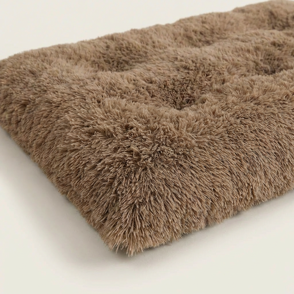 Panier de couchage pour chien en fausse fourrure